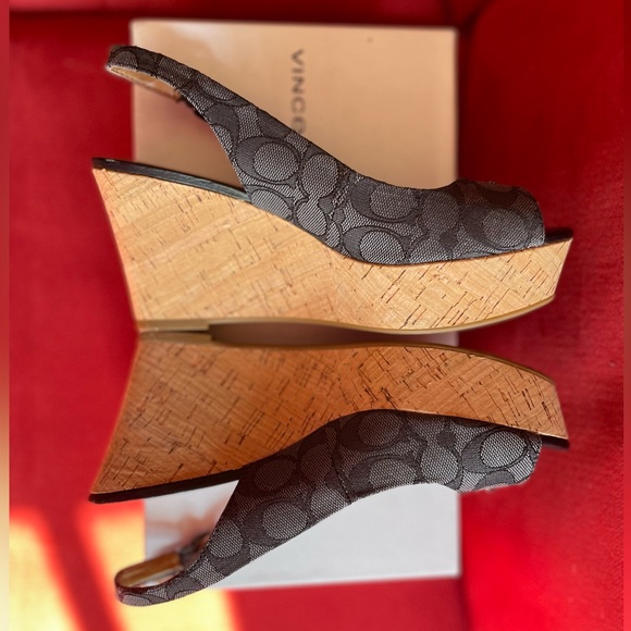 Coach Platforms - Picture 5 of 8